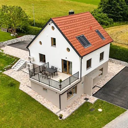 Dovce Lägenhet